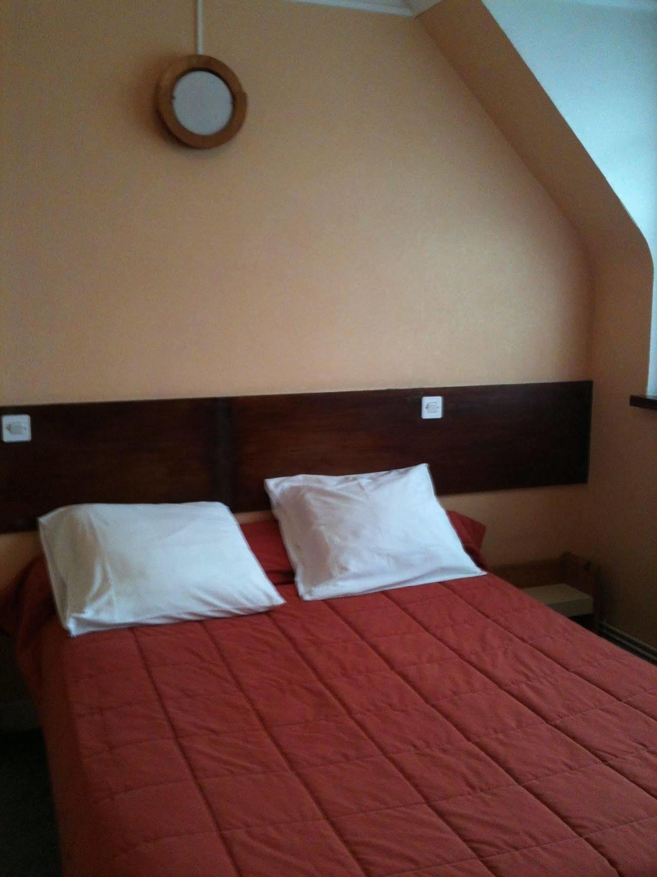 Hotel & Restaurant Hanoi Station Saint-Malo Buitenkant foto