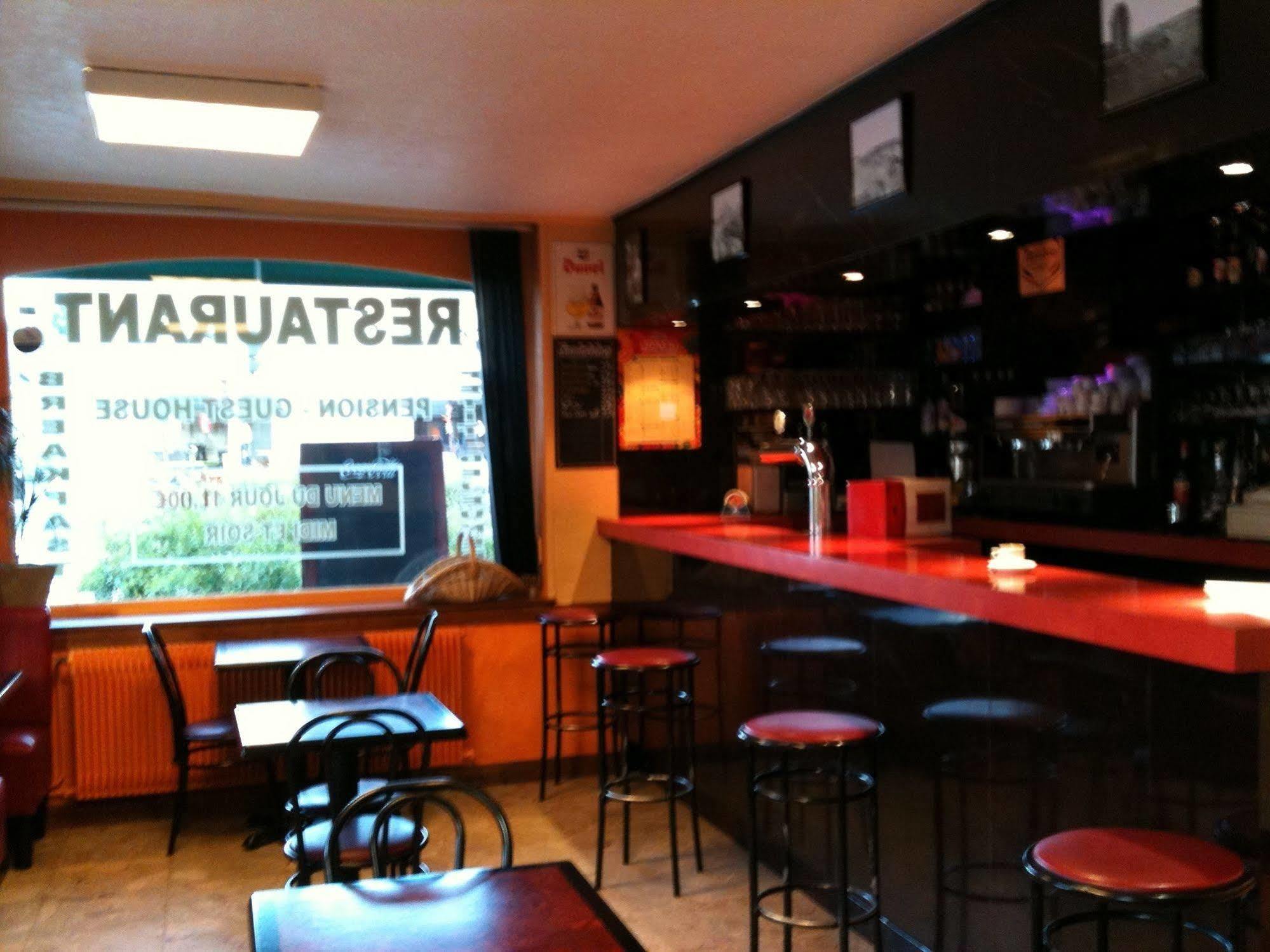 Hotel & Restaurant Hanoi Station Saint-Malo Buitenkant foto